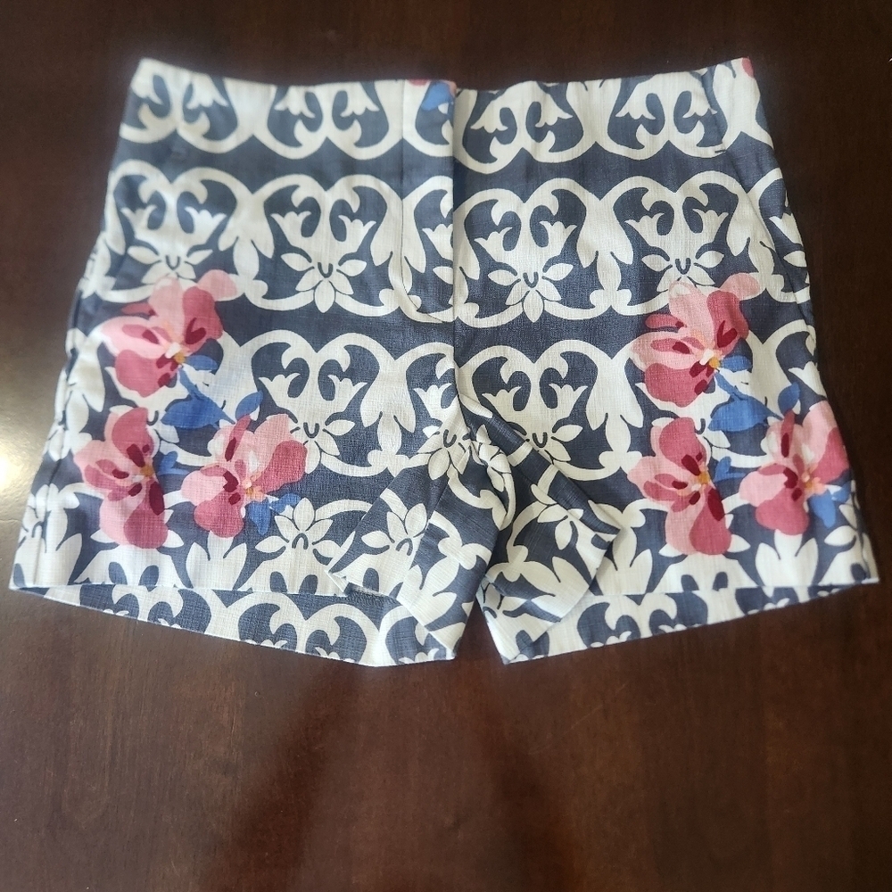 Loft Women Floral Print The Riviera Chino Shorts Size 0